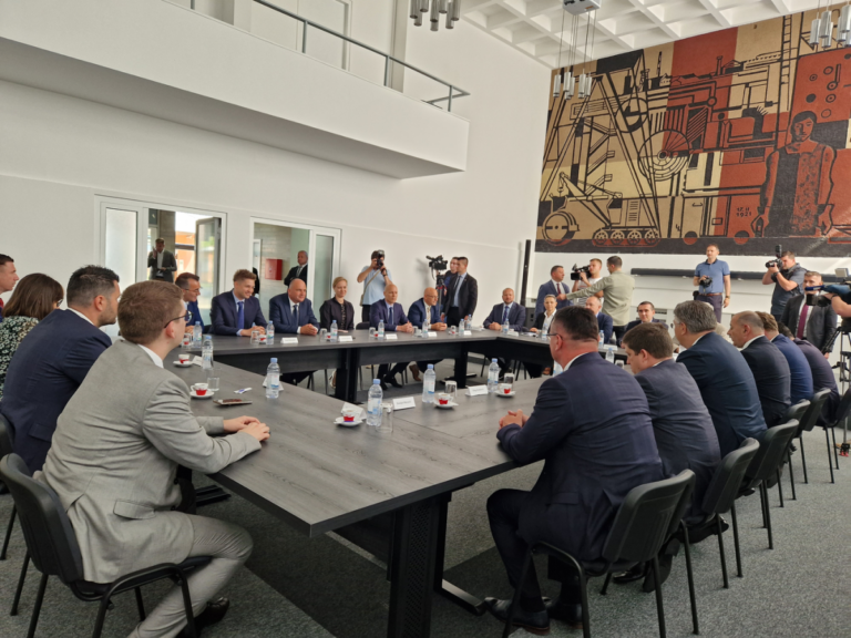 Vlada Republike Hrvatske u posjetu Đuro Đaković grupaciji